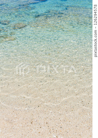 南島（鹿兒島縣奄美諸島、沖之良部島）的清澈海水 126294578