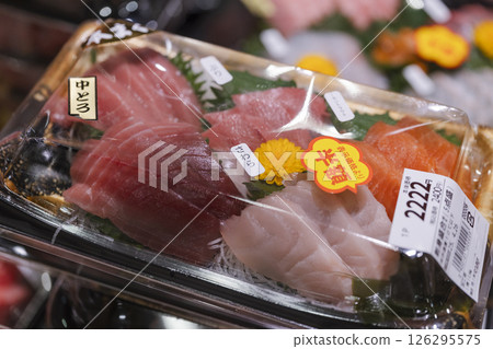 半價、工作項目、生魚片、什錦、超市、晚餐、魚 126295575