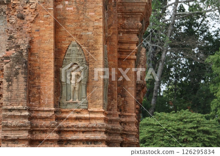 羅洛士遺址的羅蕾,比吳哥窟還要古老 羅洛士遺址的羅蕾,比吳哥窟還要古老 126295834