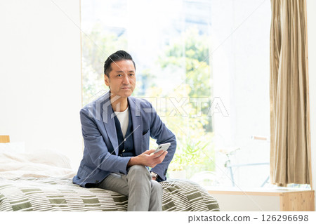 Senior male smartphone Senior male smartphone 126296698