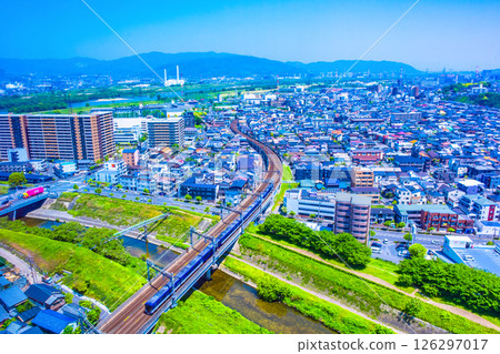 Hirakata cityscape and Keihan Electric Railway 126297017