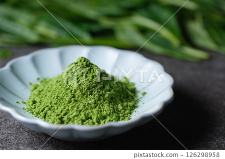Matcha powder 126298958
