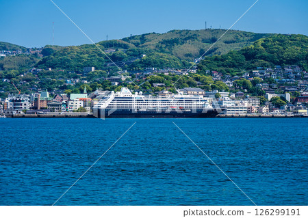 Passenger ship arriving at Nagasaki Port (Azamara Pursuit) from the opposite shore [Nagasaki City] 126299191