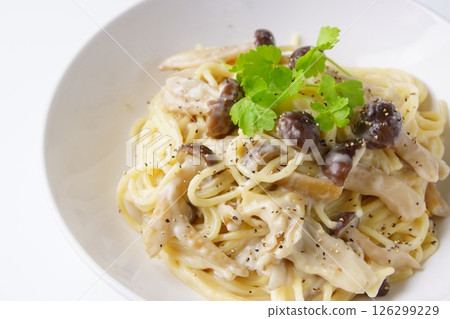 Mushroom cream pasta Mushroom cream pasta 126299229