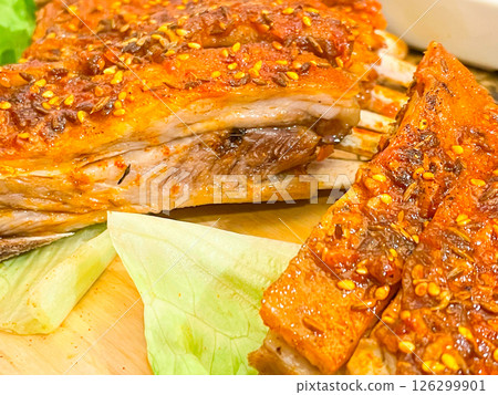 Chinese Silk Road Cuisine: Spiced Grilled Lamb Spare Ribs (烤柳包) 126299901