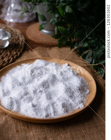 Isomalt or Maltitol sugar alcohol used as a sugar substitute and laxative. Isomalt or Maltitol sugar alcohol used as a sugar substitute and laxative. 126301602