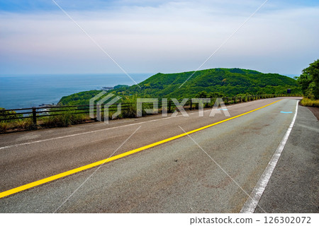 Scenery along the "Toba Pearl Road" Scenery along the "Toba Pearl Road" 126302072