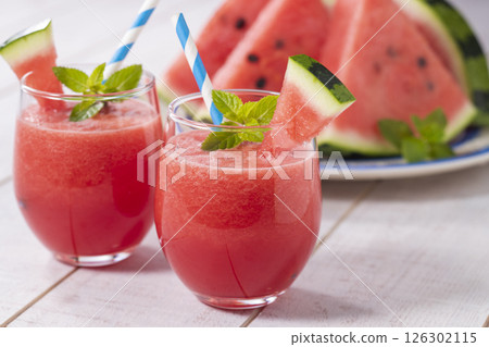 鮮榨西瓜汁 126302115