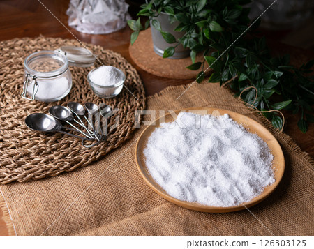 Isomalt or Maltitol sugar alcohol used as a sugar substitute and laxative. 126303125