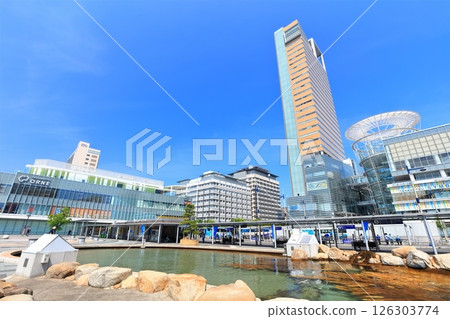 [Kagawa Prefecture] Sunport Takamatsu and Takamatsu Station Square on a sunny day 126303774