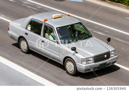  taxi 126305940