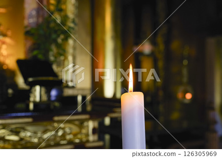Candles in the main hall of the temple Candles in the main hall of the temple 126305969