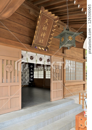 Otsuka Walk: Otsuka Tenso Shrine, Minami Otsuka, Toshima Ward 126306065