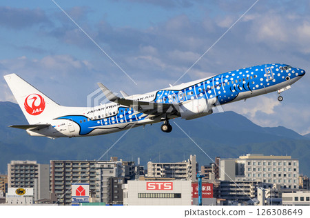 TAA B737 藍鯊福岡機場起飛爬升 126308649