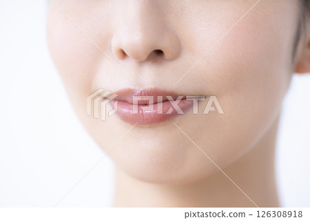 Beauty: Women's mouths 126308918