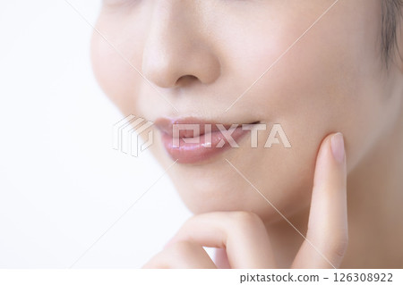 Beauty: Women's mouths 126308922