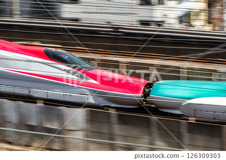 JR東日本E5、E6系車廂聯結段 126309303