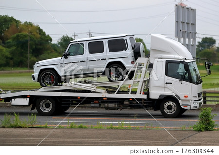 Carrier car (vehicle carrier) 126309344