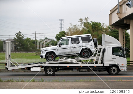 Carrier car (vehicle carrier) Carrier car (vehicle carrier) 126309345