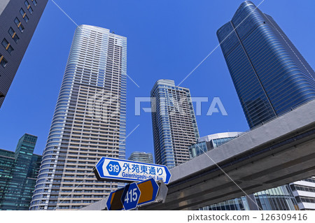 麻布台週邊的摩天大樓及商業區 126309416