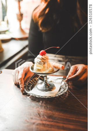 Pudding  126310578