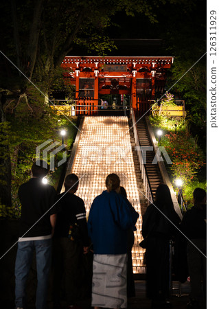 Candlelight event at the Yubatake hot springs in Kusatsu Onsen (below the Sanmon gate of Kosenji temple) Candlelight event at the Yubatake hot springs in Kusatsu Onsen (below the Sanmon gate of Kosenji temple) 126311929