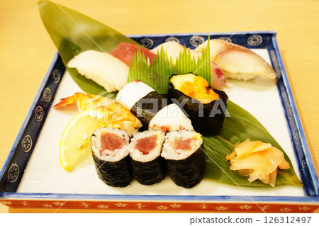 壽司午餐 126312497