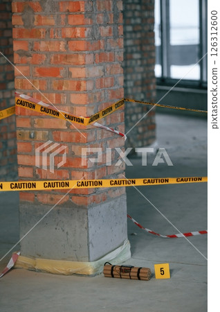 Clue number five. Explosive bomb is indoors. Police investigation. Conception of terror 126312600