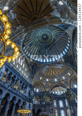 Interior view of the magnificent hagia sophia in istanbul Interior view of the magnificent hagia sophia in istanbul 126314437