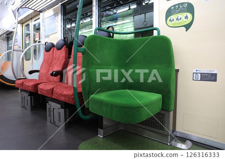 [近鐵] 8A系車內～屋柴～（難波線：近鐵日本橋～大阪難波） 126316333