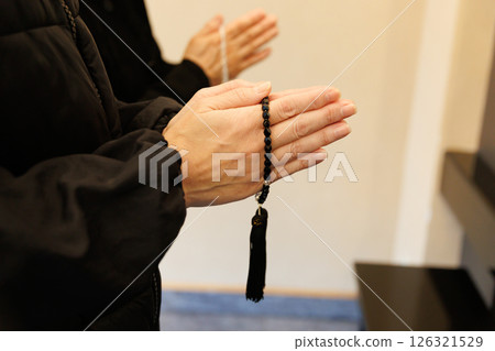 女人的手 女人的手 126321529