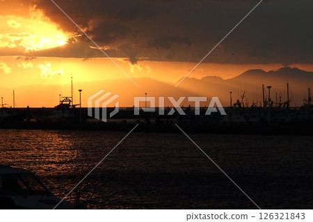 斜陽 斜陽 126321843