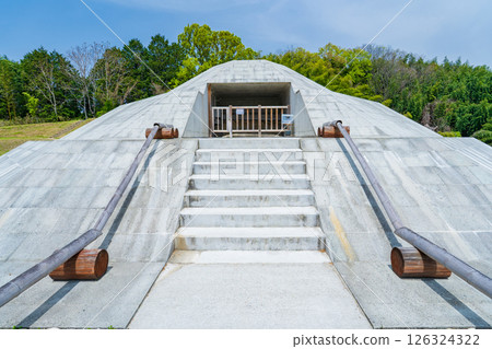 奈良縣明日香村的鑑識小塚古墓復原圖 126324322