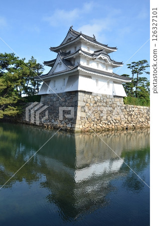 Takamatsu castle barge 126327101