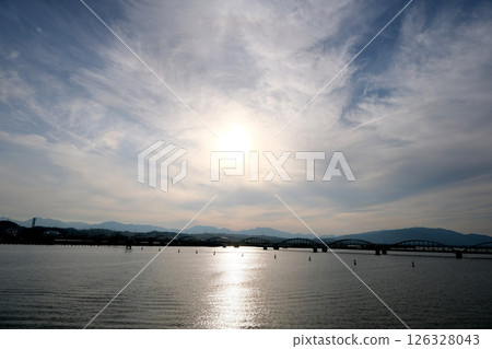 Kuwana City, Mie Prefecture_North side of the Nagara River from the Nagara River Estuary Barrage 11_July 2023 126328043