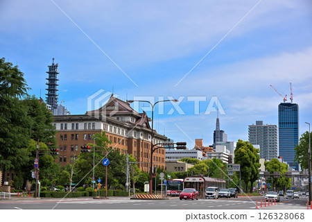愛知縣：名古屋市容：愛知縣政府大樓及大津通街景 126328068