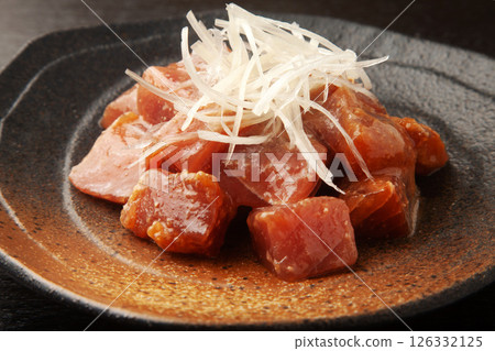 Tuna marinated in miso sauce 126332125
