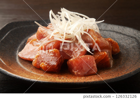 Tuna marinated in miso sauce 126332126
