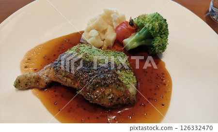 Top-class hotel chicken dishes Top-class hotel chicken dishes 126332470