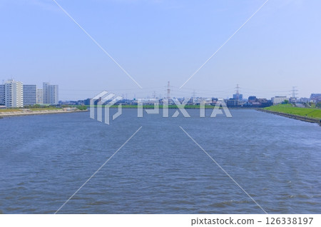 千葉縣浦安市江戶川河口附近，2025年4月 126338197