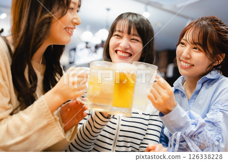 一個女人吐司 126338228