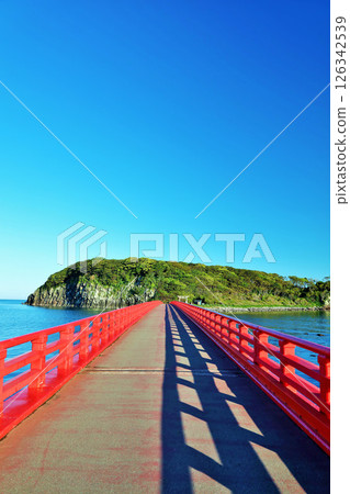 Fukui Prefecture: Oshima Island with blue skies and ocean 126342539