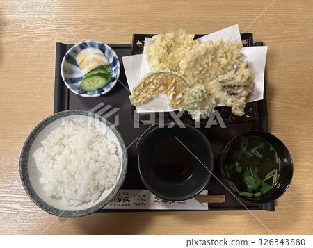 館林市關口川魚店 鯰魚天婦羅套餐 126343880