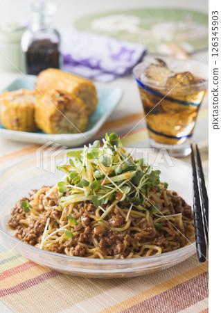 Cooled Bamboo Noodle Cooled Bamboo Noodle 126345903