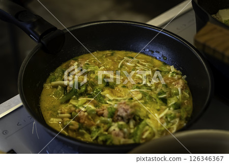 西班牙風格的煎蛋捲 西班牙風格的煎蛋捲 126346367