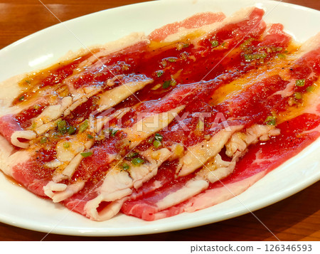生烤肉 126346593