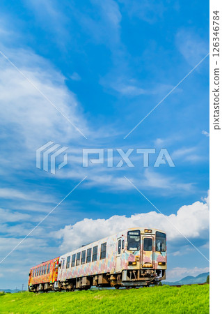 Yamagata Railway Flower Nagai Line: A train running through fields of fresh greenery (Shirato - Uzen Narita) Yamagata Railway Flower Nagai Line: A train running through fields of fresh greenery (Shirato - Uzen Narita) 126346784