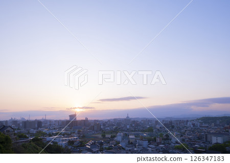 大分市的黎明和早晨的天空 126347183