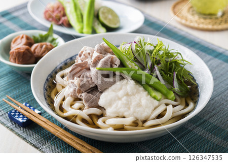 Pork shabu-shabu and yam chilled udon 126347535