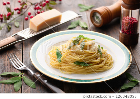 鼠尾草奶油意麵（奶油鼠尾草意麵） 126348053